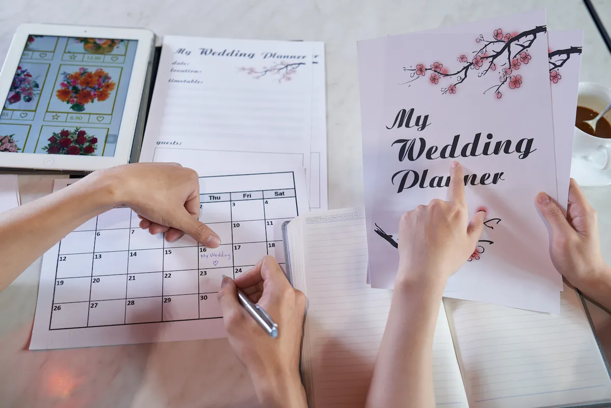 How to Deal with Wedding Planning Stress 02