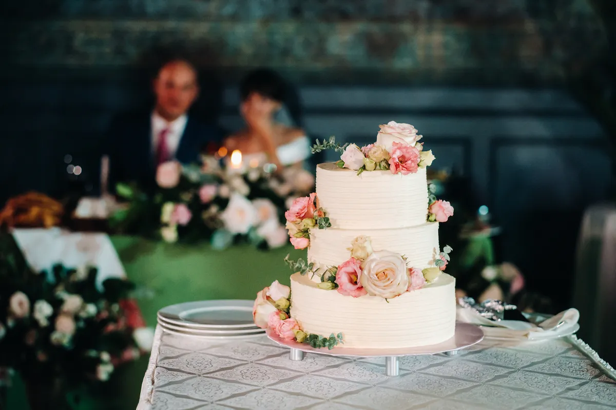 The History of Wedding Cakes From Ancient Rome to Modern Day 03