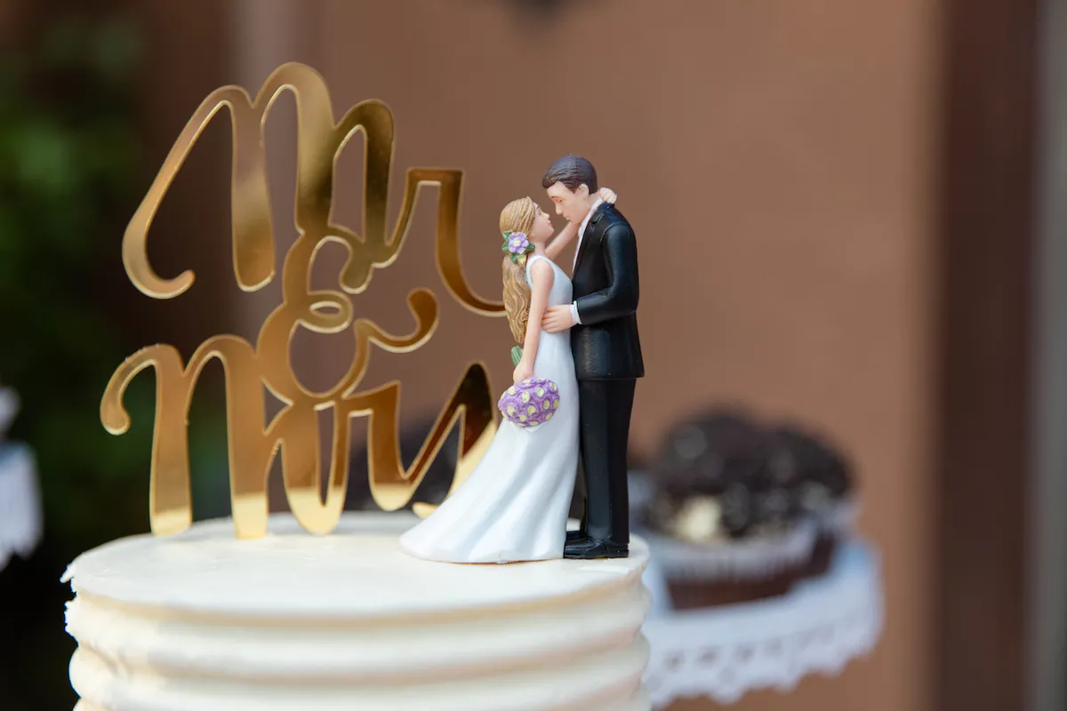 Wedding Cake Designers You Need to Know About 03