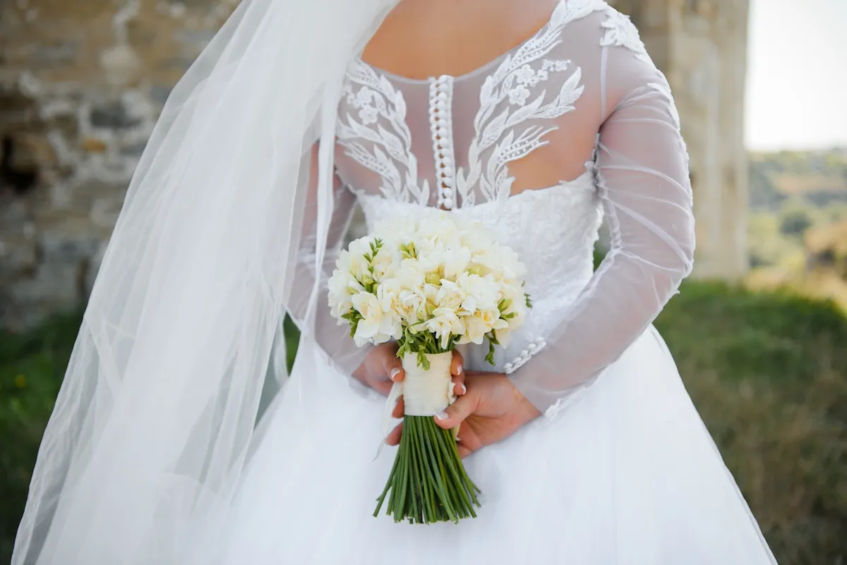 Wedding Dress Traditions in Different Countries Explained 02